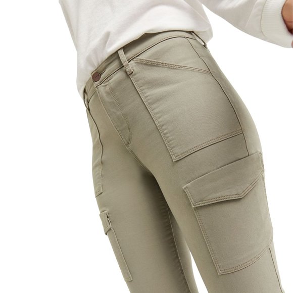 Reitmans High Rise Cargo Jeans - Picture 7 of 8